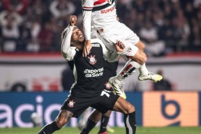 开云体育- c罗十大残暴级进球!守门员这哪是人干的事啊 