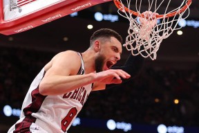 Kaiyun- 公牛队教练名单 